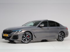 BMW 5-serie - 530e High Executive M-sport | schuifkanteldak | head-up | adap. cruise | laser led | harma