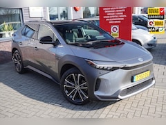 Toyota bZ4X - Premium 71 kWh / SOH 97, 7% / Pano / ACC / 360 Camera / JBL / Trekhaak / Stoelventilatie /