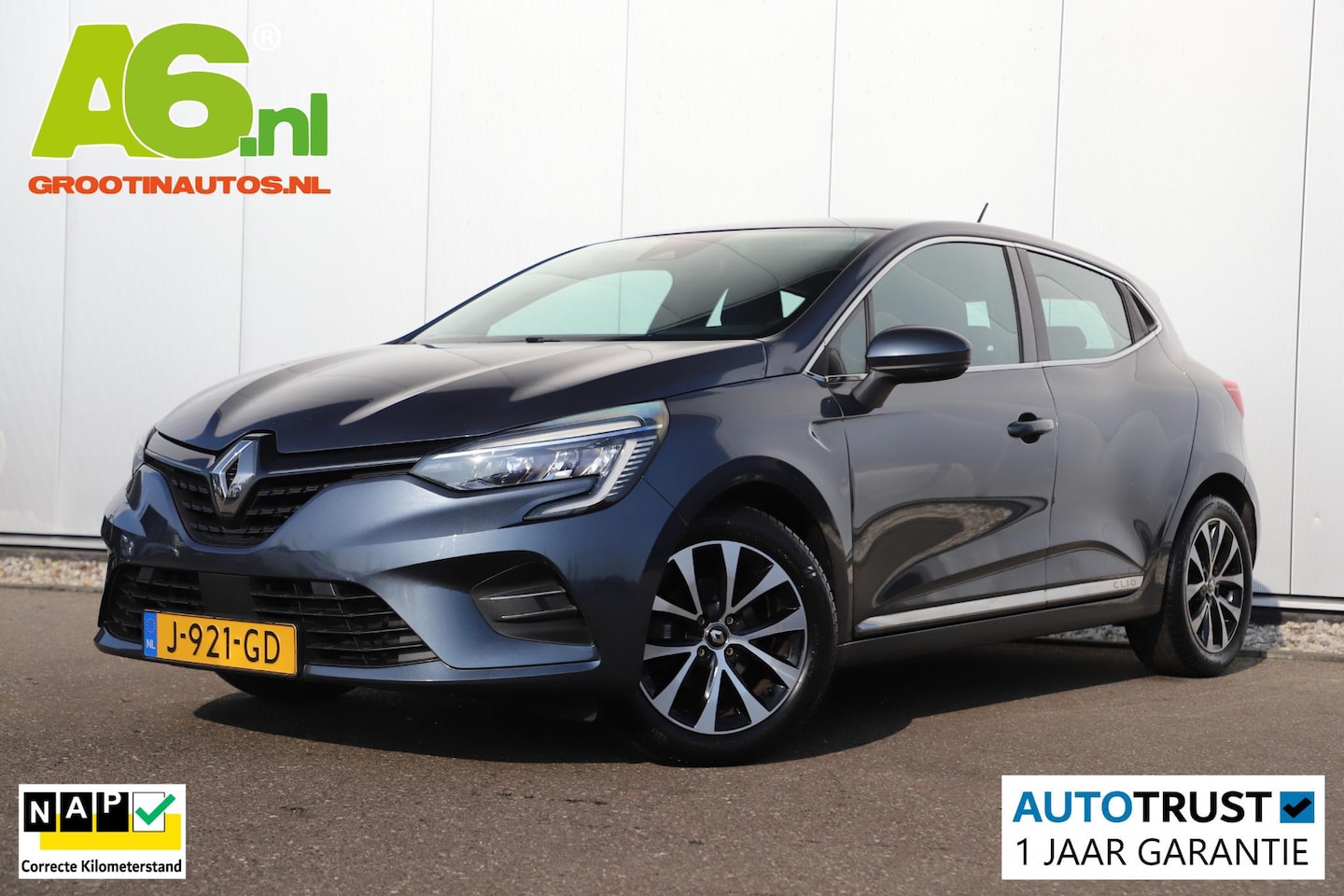 Renault Clio - 1.0 TCe Intens 101PK Half Leder 16 inch LMV Navigatie Carplay Android Airco Cruise Control - AutoWereld.nl