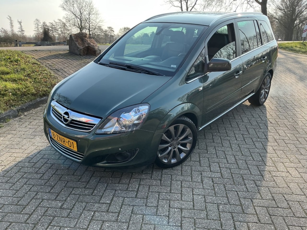 Opel Zafira - 1.8 COSMO 7-Persoons - AutoWereld.nl