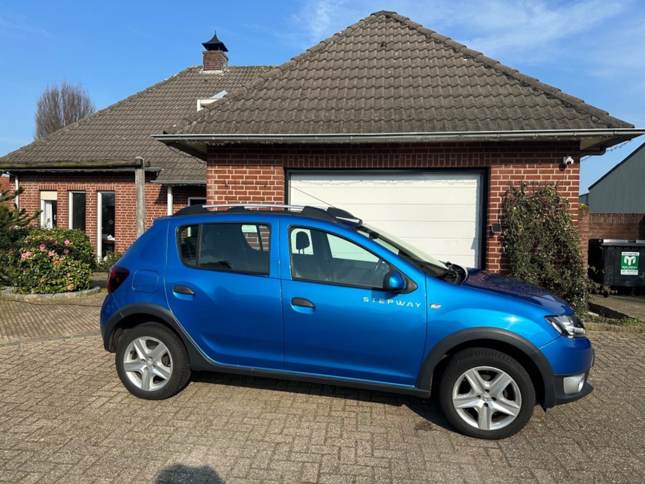 Dacia Sandero Stepway - 0.9 TCE STEPWAY LAURÉATE - AutoWereld.nl