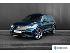 Volkswagen Tiguan - 1.4 TSI eHybrid 245pk R-Line | Panoramadak | Trekhaak | 360 Camera | Dodehoeksensor | 19"
