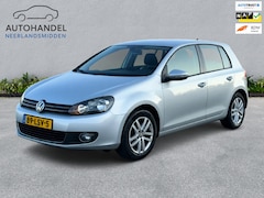 Volkswagen Golf - 1.2 TSI Highline BlueMotion alcantara navi nap