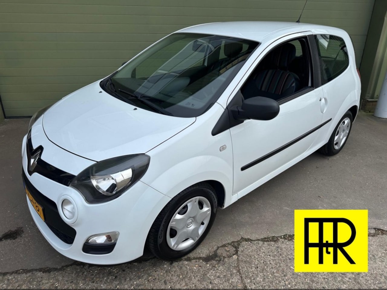 Renault Twingo - 1.2 16V Parisienne 1.2 16V Parisienne - AutoWereld.nl