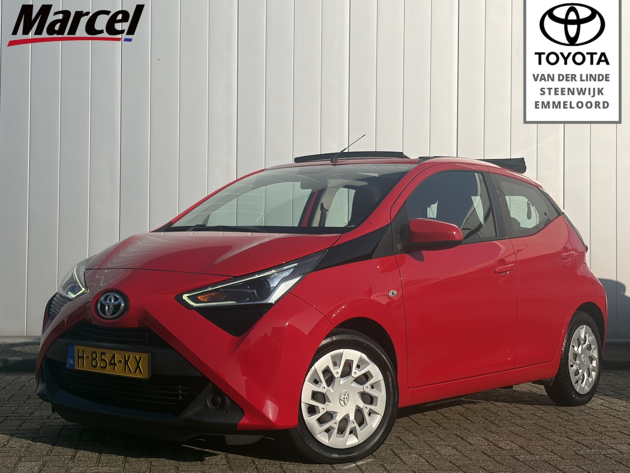 Toyota Aygo - 1.0 VVT-i X-Play Cabrio NL Auto Dealer Onderhouden Carplay Android Auto - AutoWereld.nl
