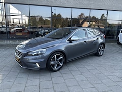 Volvo V40 - 1.6 D2 R-Design Panorama, Leder, Memory, Trekhaak