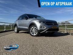 Volkswagen T-Roc - 1.5 TSI DSG 150pk Acc-Camera-CarPlay-IQ_Light-Navi