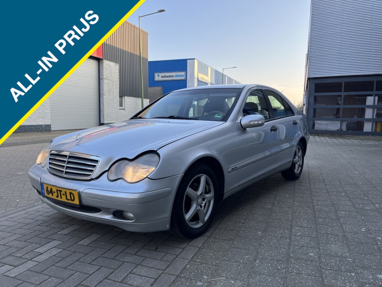 Mercedes-Benz C-klasse - 180 K. Classic Airco|Cruise|Trekhaak|NAP - AutoWereld.nl