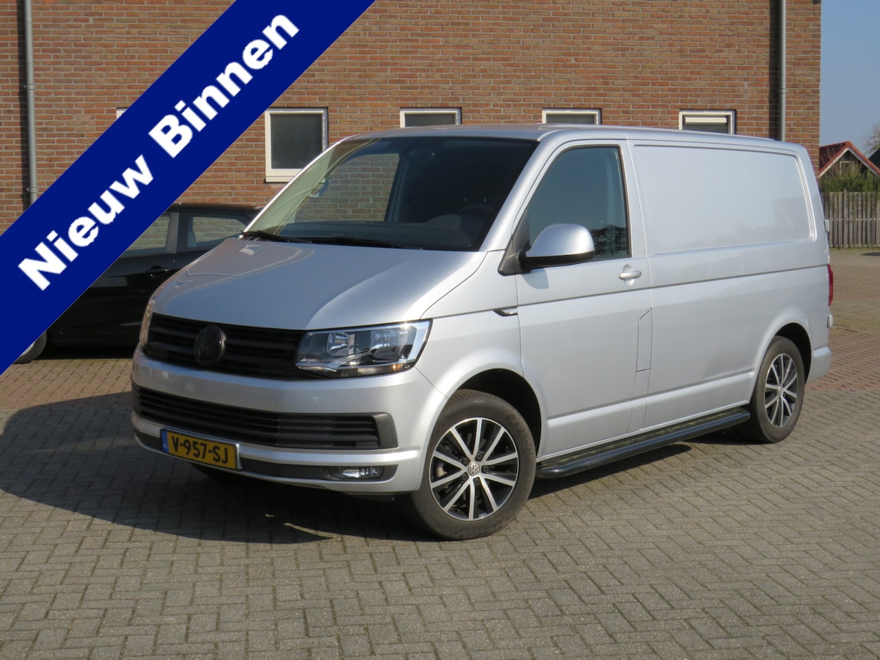 Volkswagen Transporter - 2.0 TDI 150Pk DSG L1H1 Highline GB Marge! * Rijklaarprijs incl. garantie * Inrichting * Tr - AutoWereld.nl