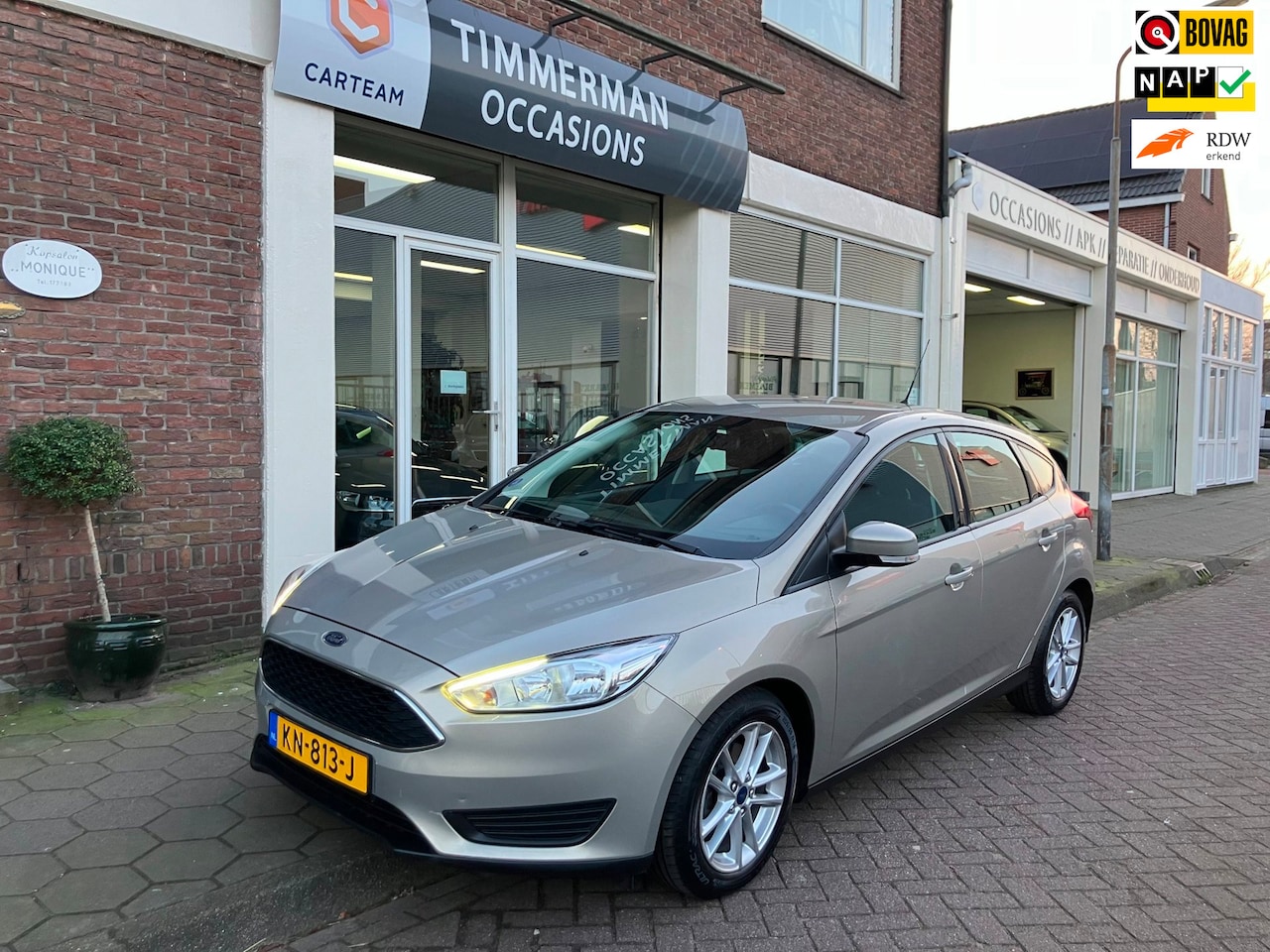 Ford Focus - 1.0 Trend|Nw Distributieriem|Airco|Navigatie|PDC - AutoWereld.nl