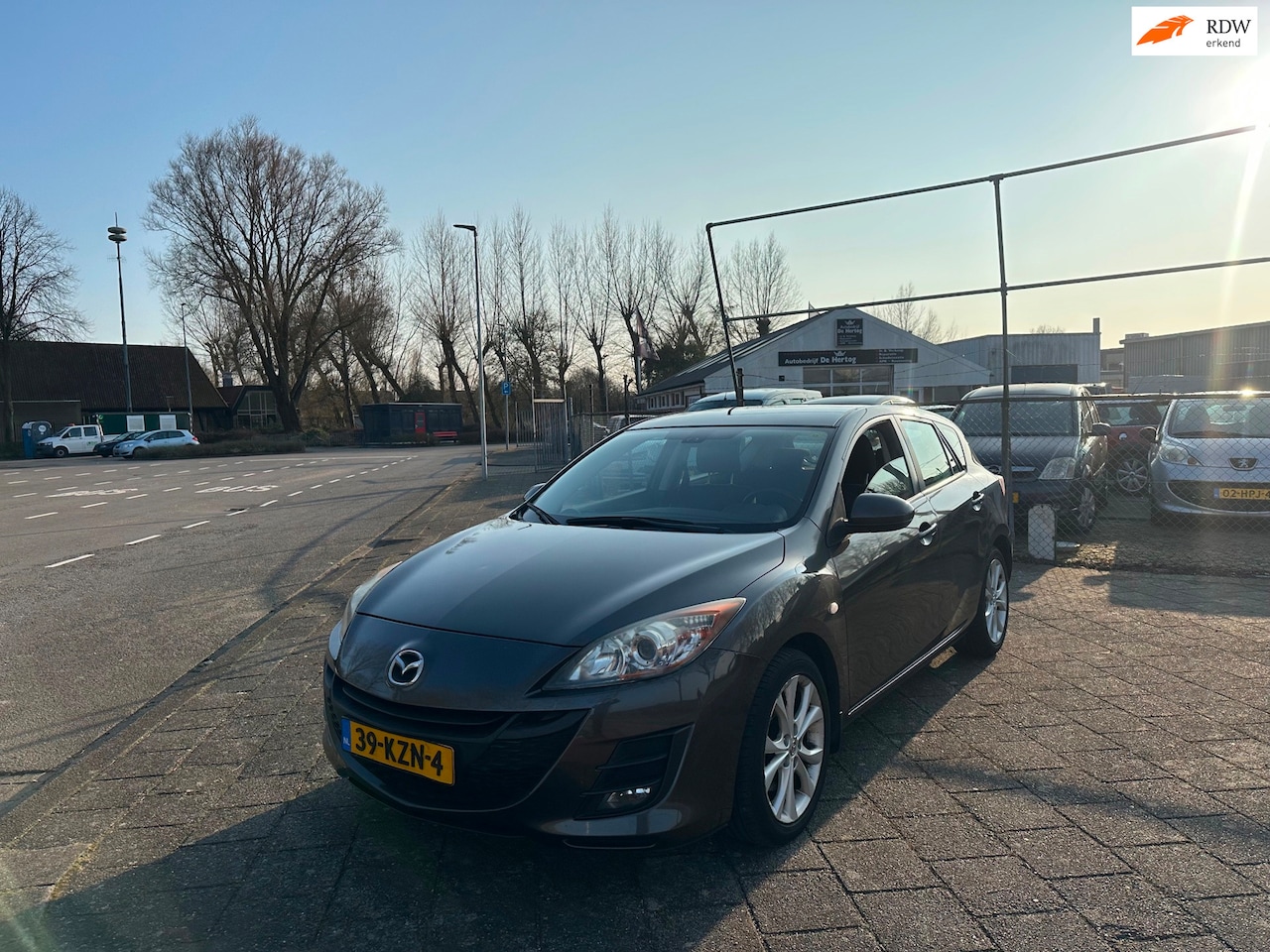 Mazda 3 - 2.0 DiSi TS Plus Airco Stoelverwarming 196DKM - AutoWereld.nl