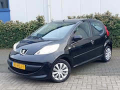 Peugeot 107 - 1.0 12V 68PK 5D Airco