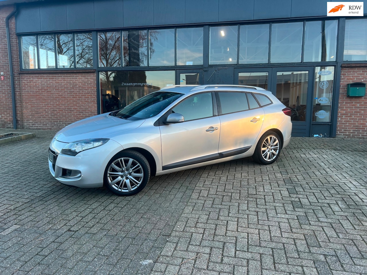 Renault Mégane Estate - 1.4 TCe GT-Line 1.4 TCe GT-Line, Cruise control, Climate control, leder - AutoWereld.nl