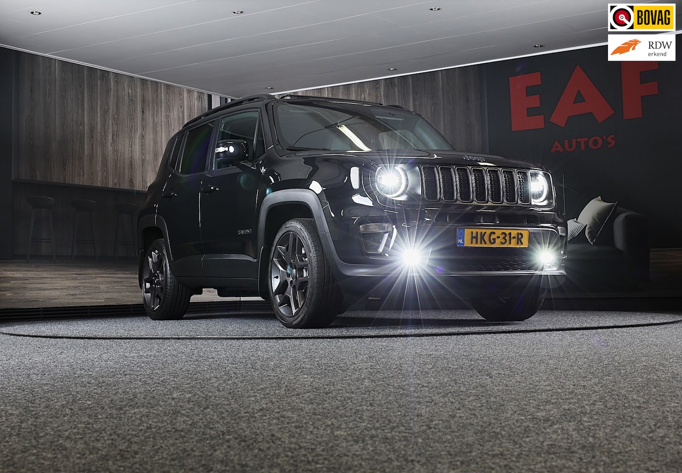Jeep Renegade - 4xe 240 Plug-in Hybrid Electric S / Aut / Navi / Cruise / Camera / Leder / Open Panoramada - AutoWereld.nl