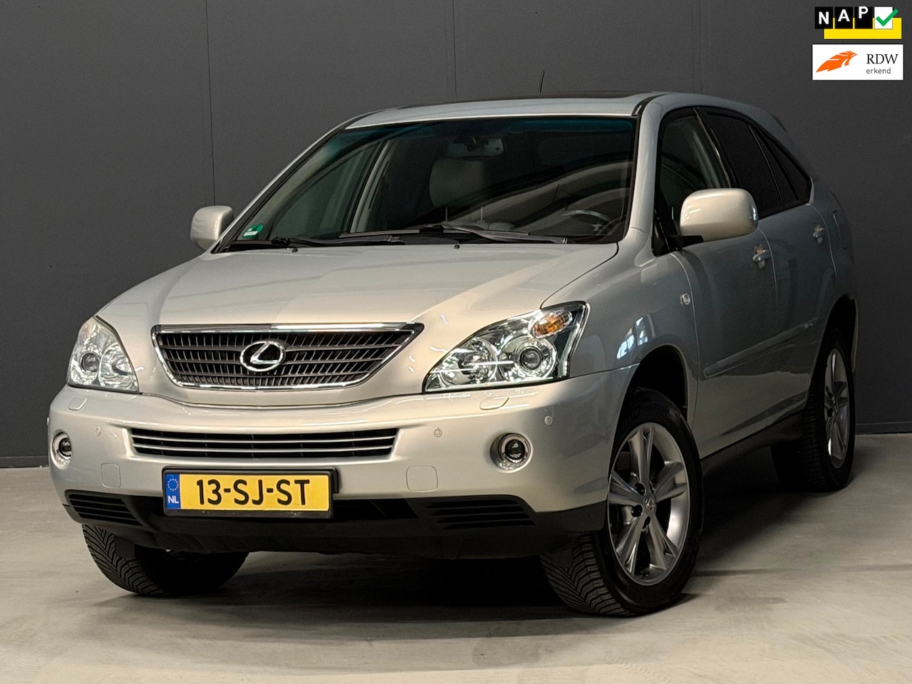 Lexus RX - 400h Executive AUTOMAAT LEDER/MEMORY/NAVI/PDC/CAMERA | KEURIGE AUTO ! - AutoWereld.nl