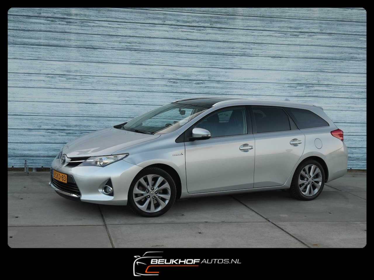 Toyota Auris Touring Sports - 1.8 Hybrid Carplay Cruise Camera - AutoWereld.nl