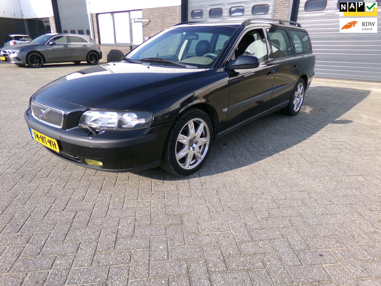 Volvo V70 - 2.4 Comfort Line 2.4 Comfort Line - AutoWereld.nl