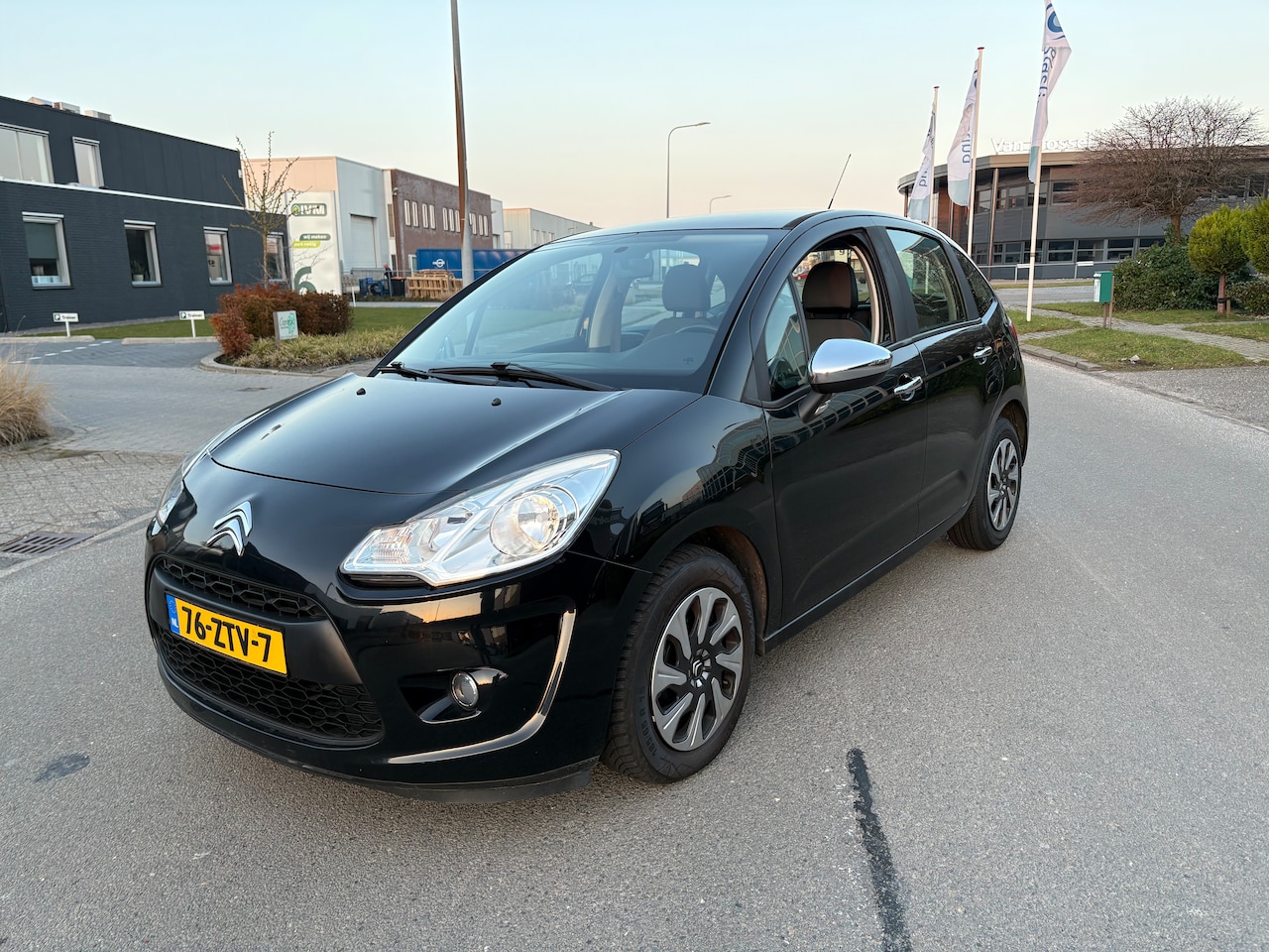 Citroën C3 - 1.0 VTi Attraction Airco - AutoWereld.nl