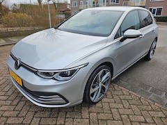 Volkswagen Golf - 1.4 eHybrid Style