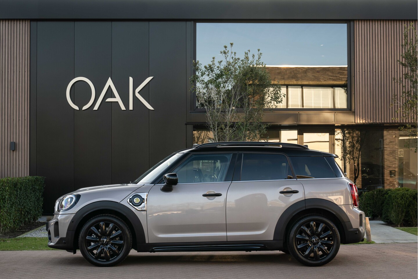 MINI Countryman - 1.5 Cooper SE Hybrid ALL4 | Navi | Panorama | Lounge Leder | Memory | Head-Up | H&K | Came - AutoWereld.nl