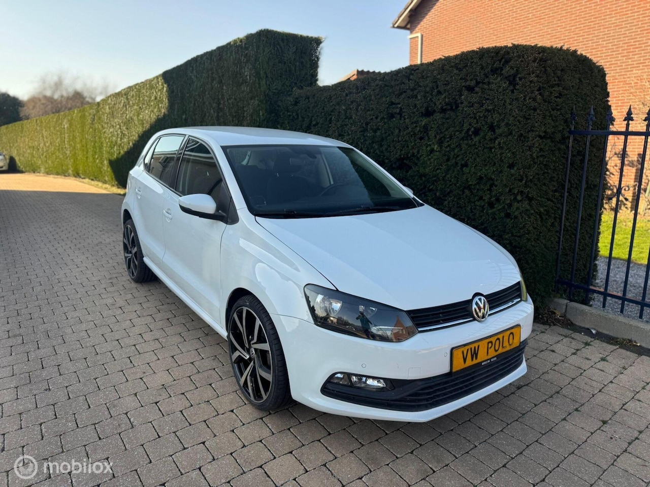Volkswagen Polo - 1.2 TSI Comfortline NIEUWE APK EN BEURTJE - AutoWereld.nl