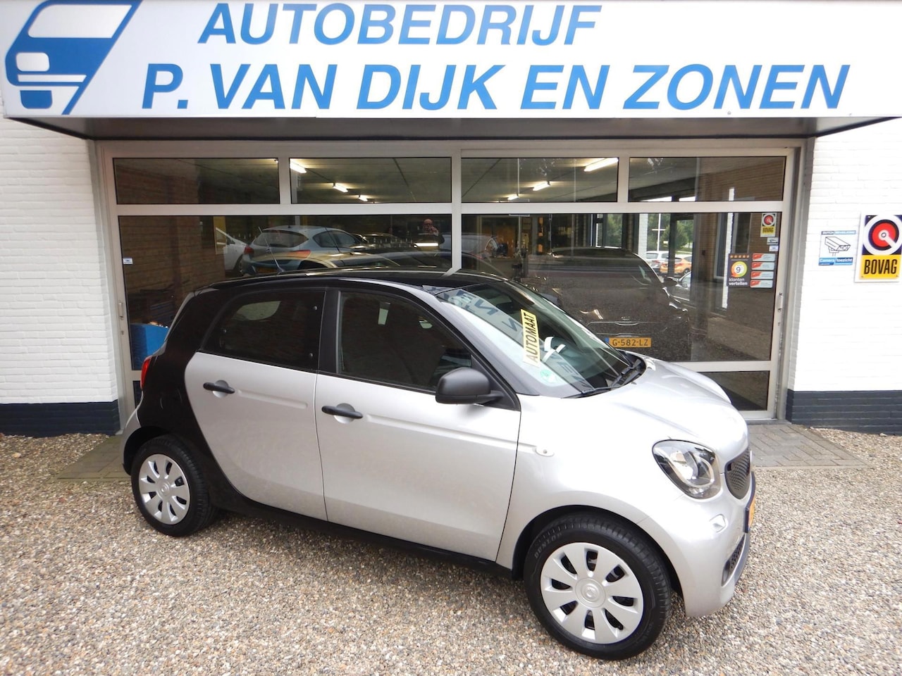 Smart Forfour - 1.0 Pure AUTOMAAT - AutoWereld.nl