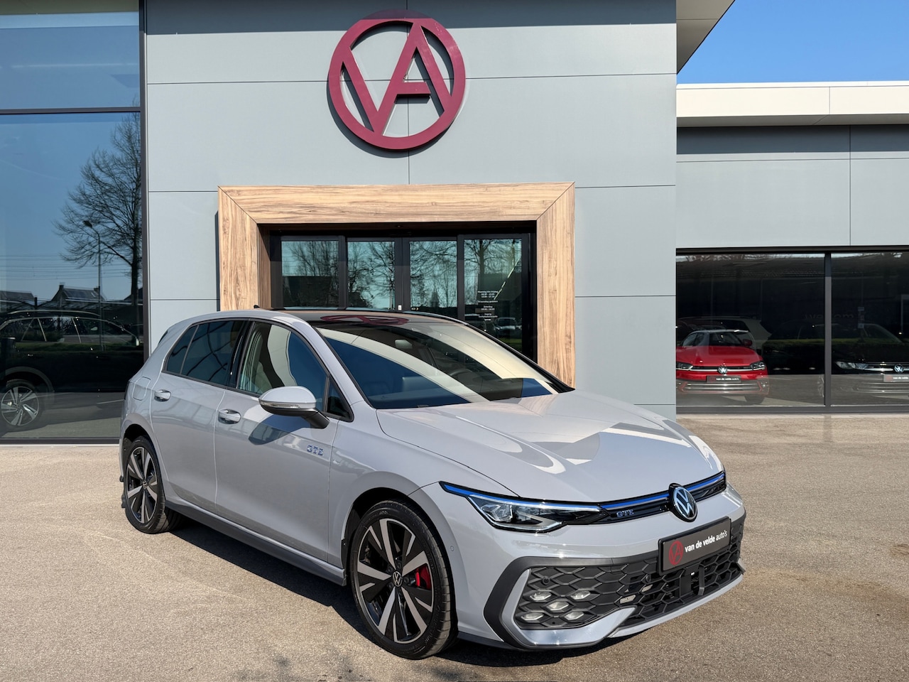 Volkswagen Golf - 1.5 eHybrid GTE 272pk | Led IQ | Mistlampen | Head up | Dode hoek | Rijklaar incl. garanti - AutoWereld.nl