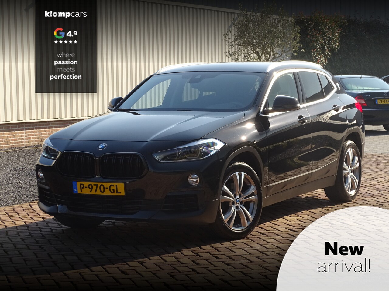 BMW X2 - sDrive18i | St.verw | Nav | LMV 18inch | Zw.grille | TrekHaak! - AutoWereld.nl