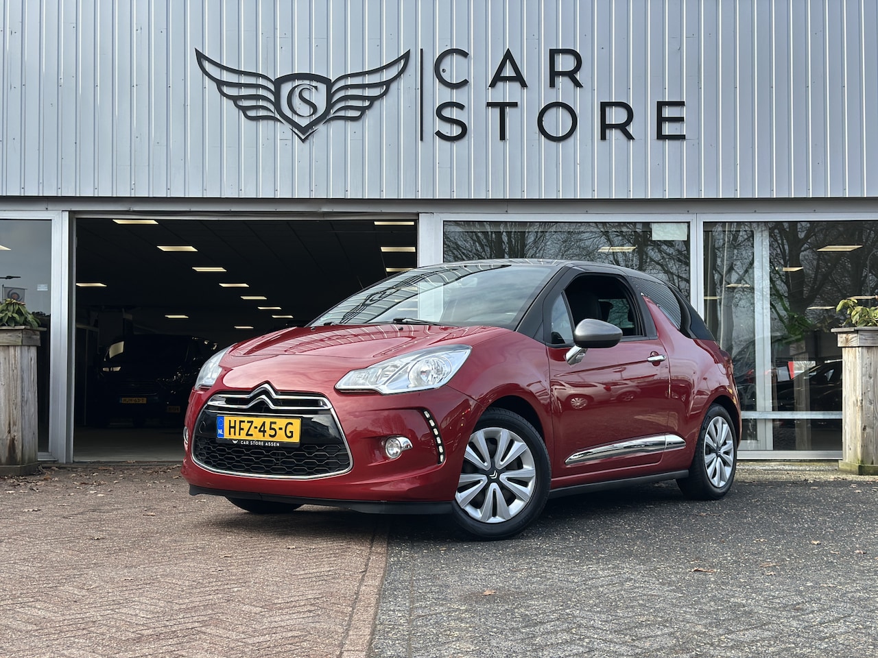 Citroën DS3 - 1.2 VTi So Chic |AIRCO|LED|ALCANTARA|CRUISE|+++ - AutoWereld.nl