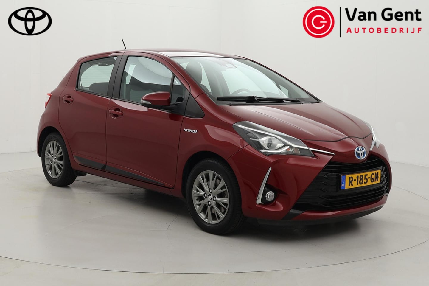 Toyota Yaris - 1.5 Hybrid Dynamic | Navigatie | Cruise Control | Clima | Camera | 15 inch | Rijstrooksens - AutoWereld.nl