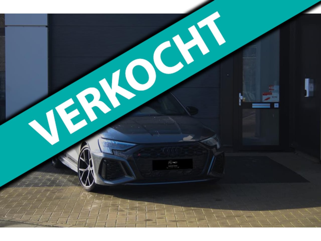 Audi RS3 - Sportback 2.5 TFSI RS 3 quattro - Pano/Sfeer/Matrix/Keyless - Dealeronderhouden - Garantie - AutoWereld.nl