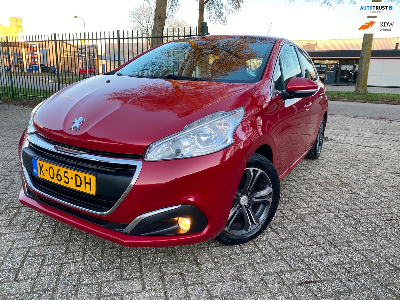 Peugeot 208 - 1.2 VTi Allure Cruise Pdc Leer Stoelverw Tel - AutoWereld.nl