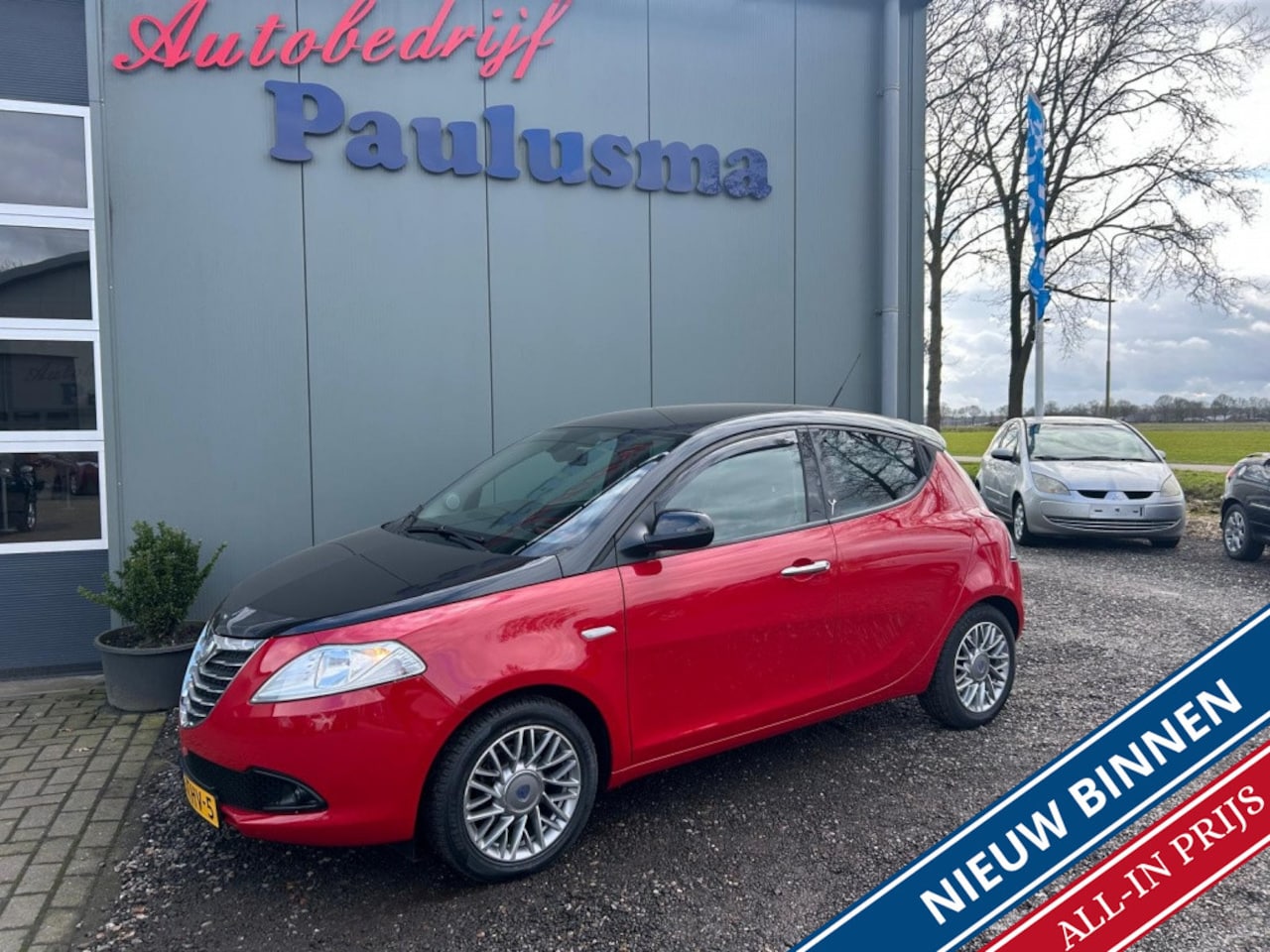 Lancia Y(psilon) - Ypsilon 0.9 TwinAir Bl.&Red Pdc|Lm-velgen|Airco - AutoWereld.nl