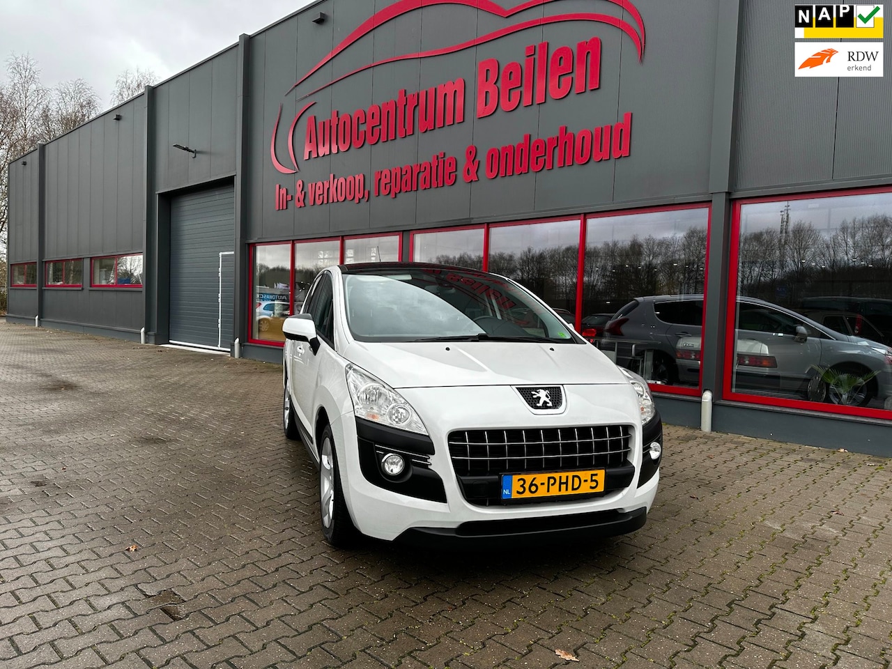 Peugeot 3008 - 1.6 VTi ST / Clima / Cruise / PDC / Trekhaak / Navi / Pano / - AutoWereld.nl