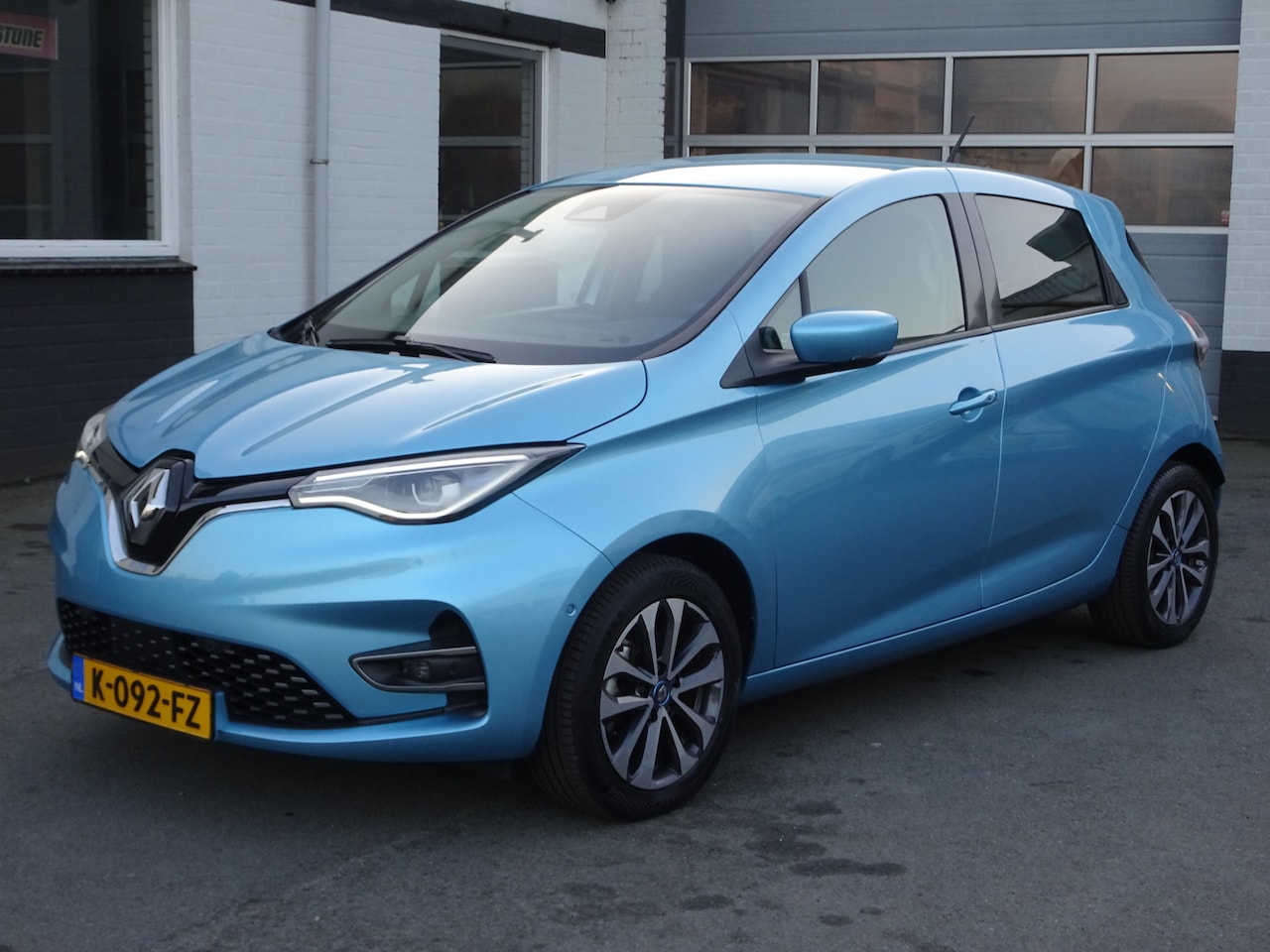 Renault Zoe - R135 Intens 52 kWh Automatische airco, navigatie, licht metalen velgen, cruise controle, p - AutoWereld.nl
