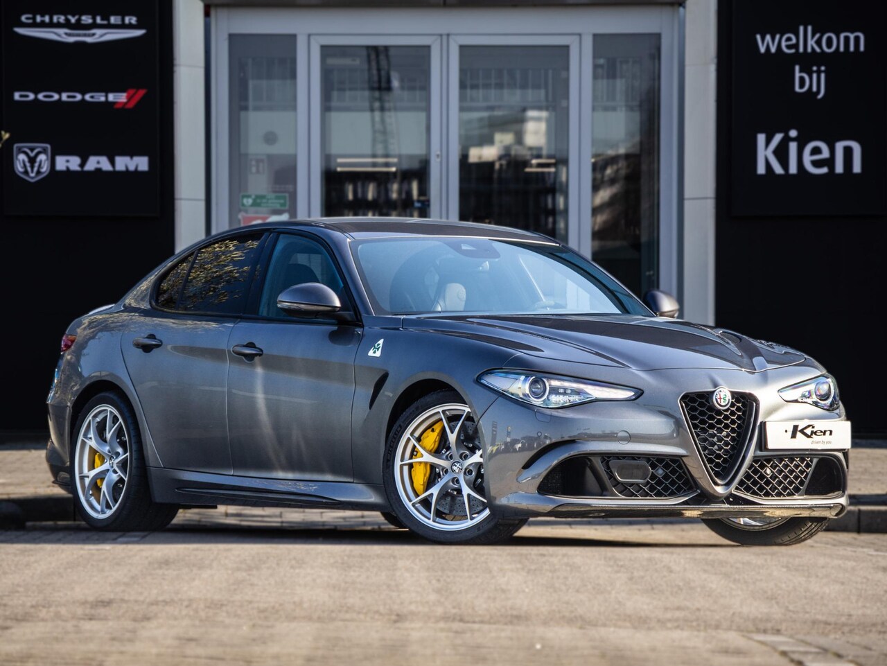 Alfa Romeo Giulia - 2.9 V6 Quadrifoglio | handgeschakeld | Performance edition | Origineel Nederlands | Kerami - AutoWereld.nl