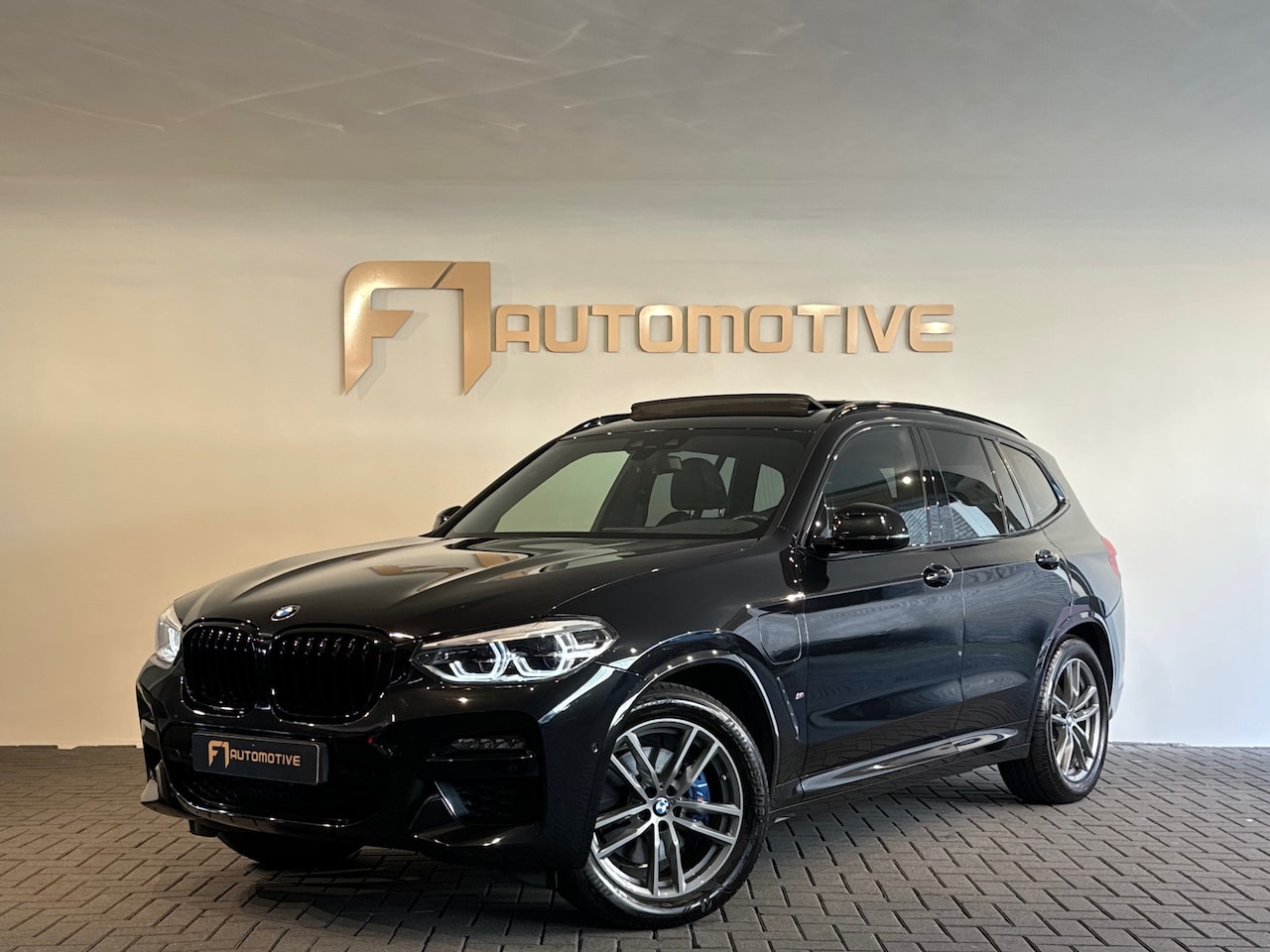 BMW X3 - XDrive30e High Executive M Sport Pano|Trekhaak|Sfeer - AutoWereld.nl