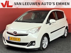 Toyota Verso S - 1.3 VVT-i Dynamic | Navigatie | Climate Control | Panorama | APK 18-01-2027 |
