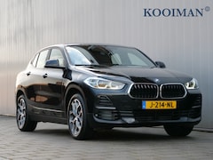 BMW X2 - xDrive25e High Executive 220 Pk Automaat Navi / DAB / Leer / Apple Carplay / Camera