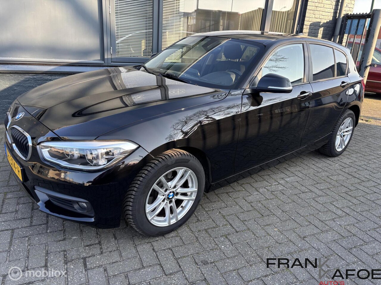 BMW 1-serie - 116i Executive ECC Cruise LMV PDC LED BL.tooth Privacy glas - AutoWereld.nl