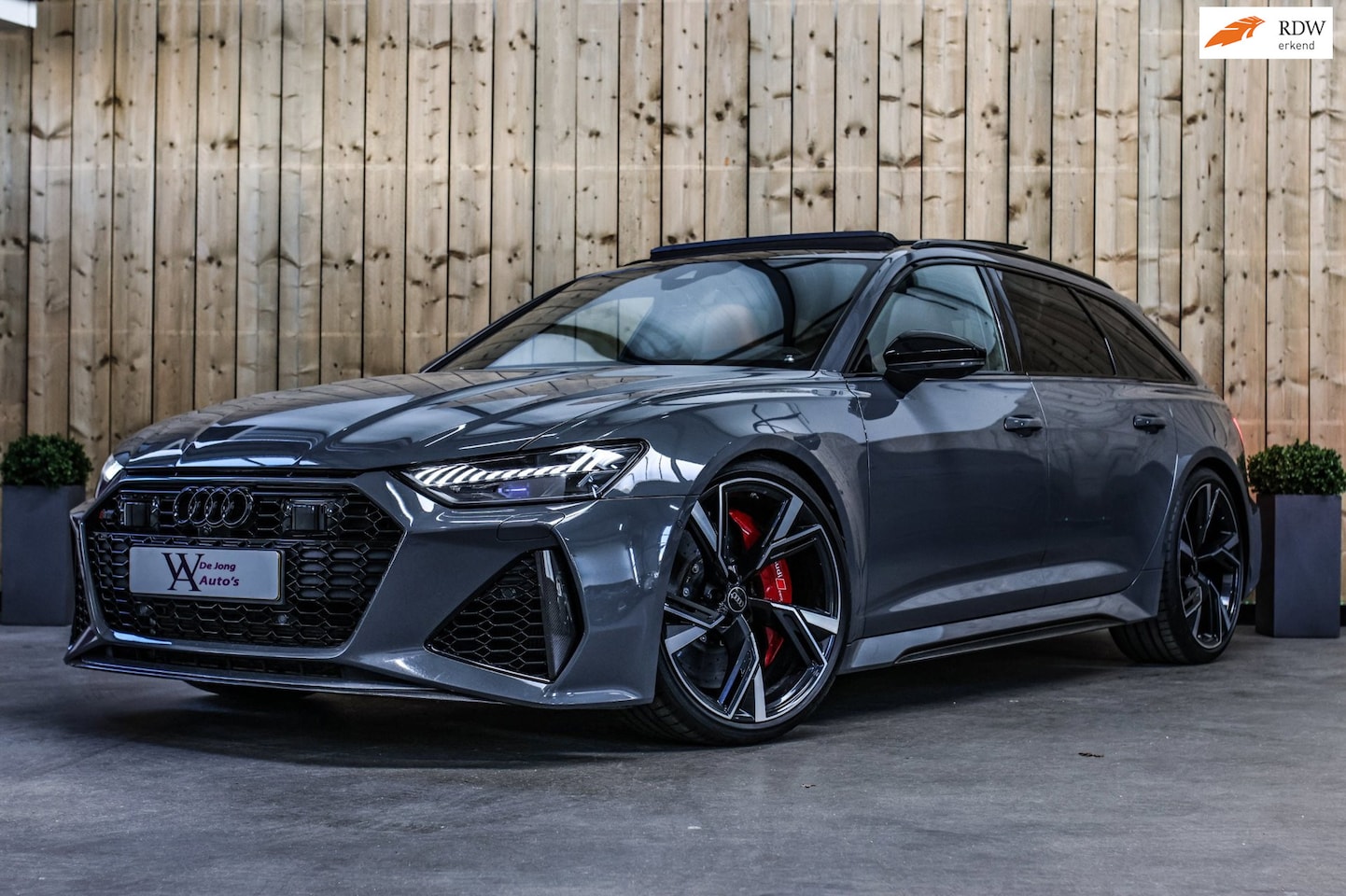 Audi RS6 - TFSI Quattro *Keramisch*Carbon*Pano*Indiviual kleur*B&O* - AutoWereld.nl