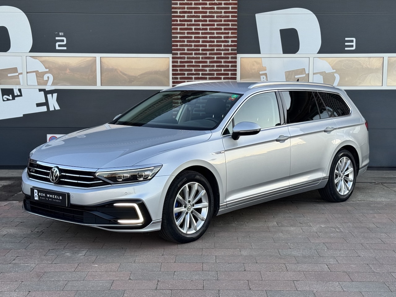 Volkswagen Passat Variant - 1.4 TSI PHEV GTE Business | Led IQ Matrix | Camera | Memory | Trekhaak | Stuurverw | Rijkl - AutoWereld.nl