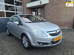 Opel Corsa - 1.4-16V Cosmo Vol Automaat |Nap |Apk |Airco