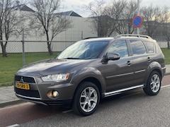 Mitsubishi Outlander - 2.0 Edition Two Automaat| Dak | Trekhaak| 2e eigenaar