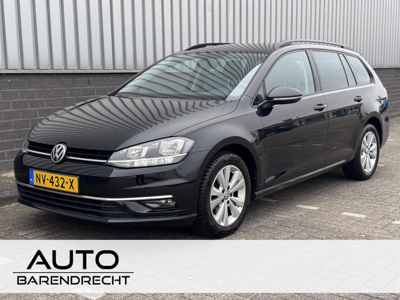 Volkswagen Golf Variant - 1.0 TSI Comfortline Automaat | ACC | AppleCarPlay - AutoWereld.nl