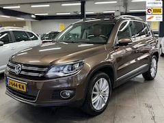 Volkswagen Tiguan - 2.0 TSI Sport&Style 4Motion panorama dak leer stoelverwarming xenon led navi trekhaak pdc
