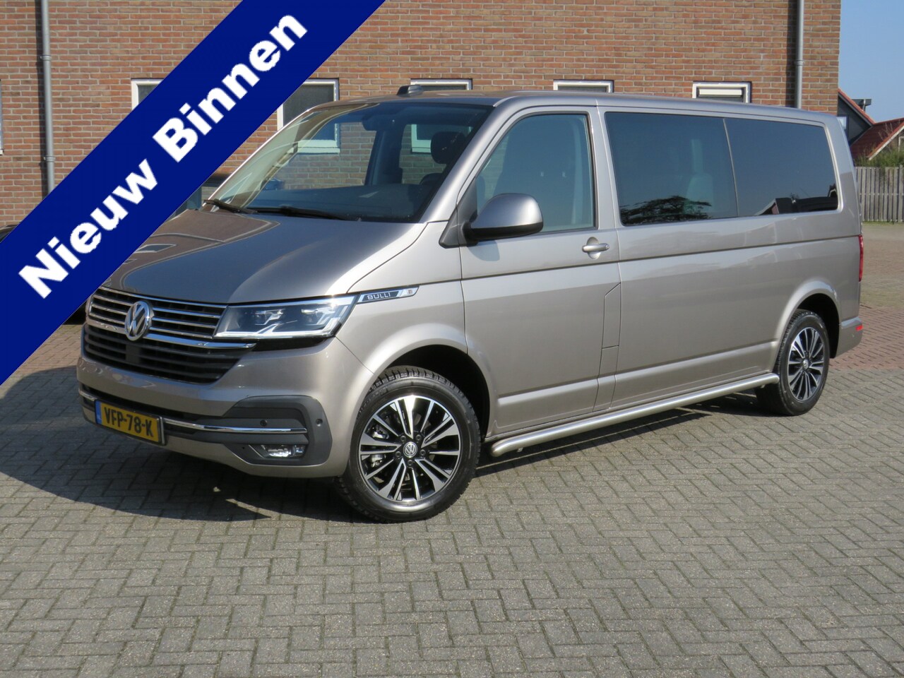 Volkswagen Transporter - 2.0 TDI 150Pk L2H1 DC Bulli T6.1 * Rijklaarprijs incl. garantie * 1e Eigenaar * Dub. Cabin - AutoWereld.nl