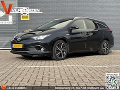 Toyota Auris Touring Sports - 1.8 Hybrid Dynamic Ultimate | € 8.200, - NETTO | Climate | Cruise | Navi | Camera | Stoelv