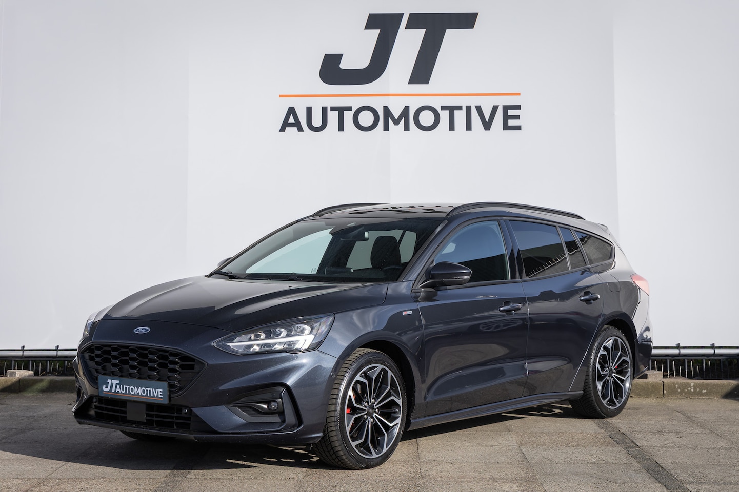 Ford Focus Wagon - 1.0 EBH St line. XBns PANO | B&O | Winterpack | Camera | - AutoWereld.nl