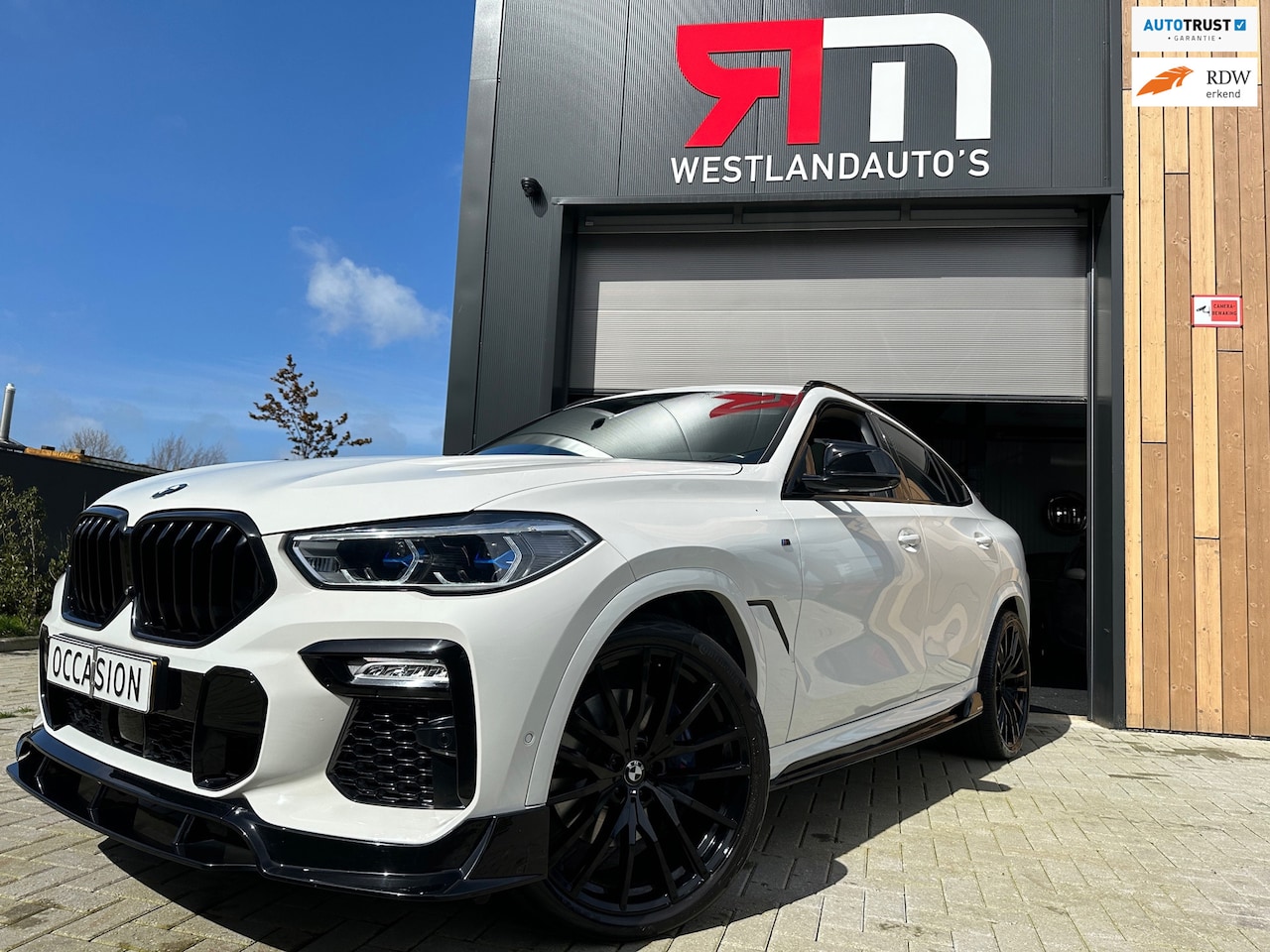 BMW X6 - XDrive40i/ High Executive/1 eigenaar/ PANO/ HEAD-UP/ CARBON INT/ KEYLESS 360 BTW auto/BOMV - AutoWereld.nl